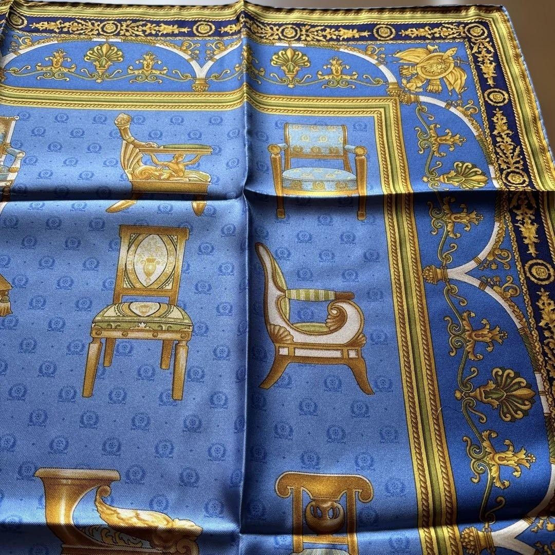 GUCCI 100% Silk Scarf Blue Chair Design　87cm×87cm thumbnail 10