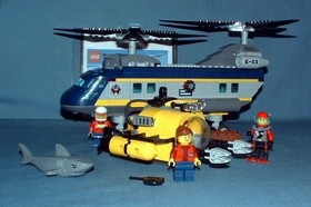 CITY, DEEP SEA EXPLORERS SET NO. 60093 - LEGO - 2015 - USED CONDITION