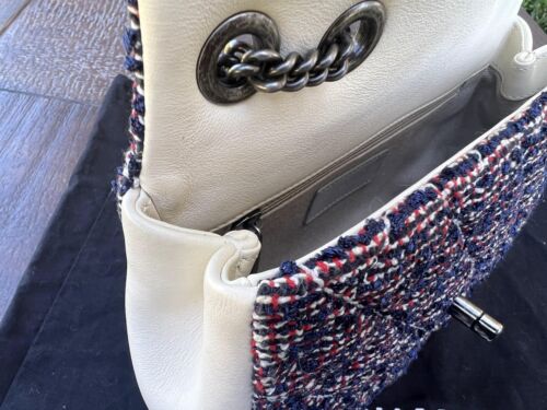 AUTHENTIC CHANEL TWEED AND LEATHER MULTICOLOR MINI FLAP BAG - Picture 16 of 24