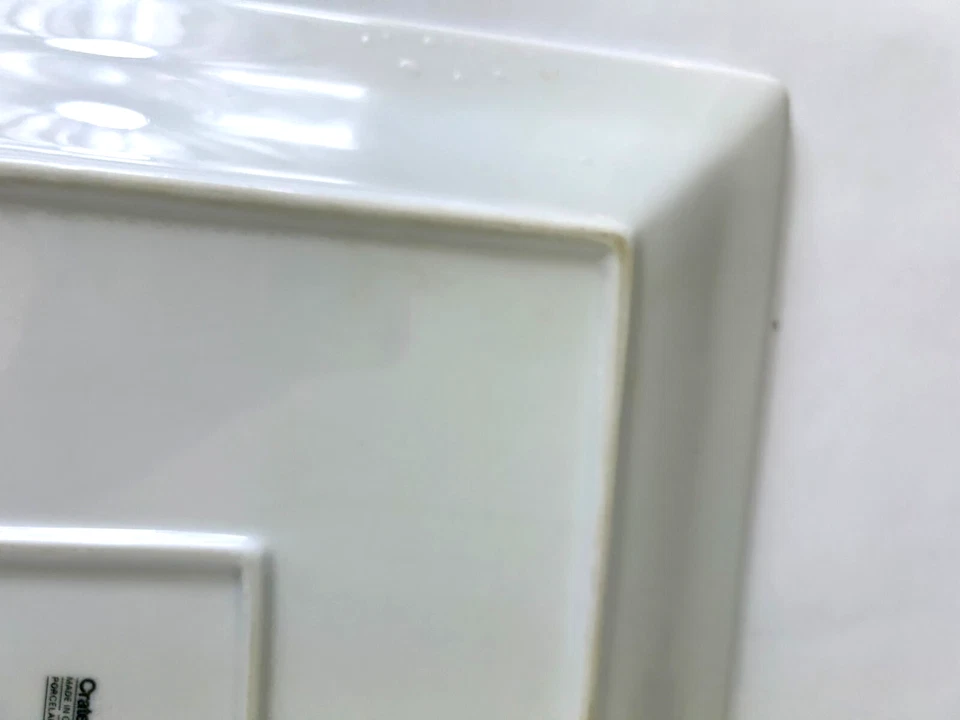 Crate & Barrel Platter Square 14 Inch Plate White Great Condition - Image 3 of 4