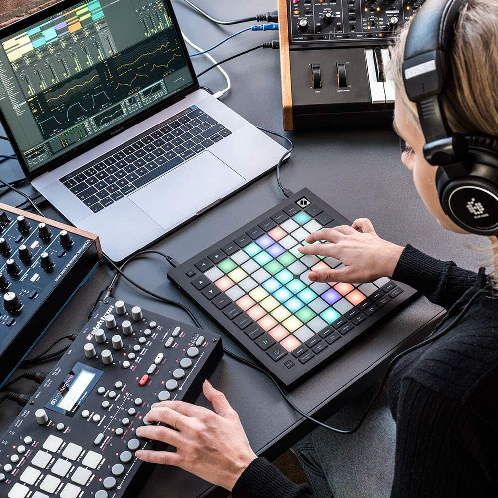Novation Launchpad Pro [MK3] Production and Performance Grid for