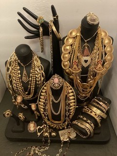 Huge estate jewelry Lot Trifari Napier Monet &More Signed Gold Tone 3.9lbs