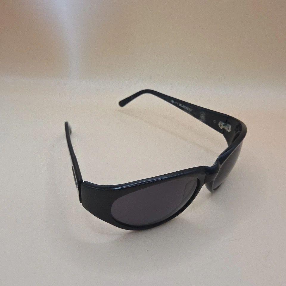 [BL11OGMGLP] Mens Costa Blackfin Polarized Sunglasses Used Preowned Weekender  - Image 4 of 4