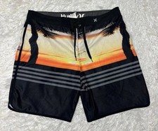 Hurley men s shorts size 36 Excellent condition