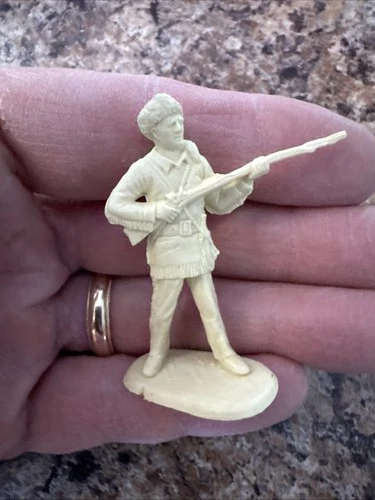 VINTAGE MARX WALT DISNEY THE ALAMO PLAYSET DAVY CROCKETT FIGURE