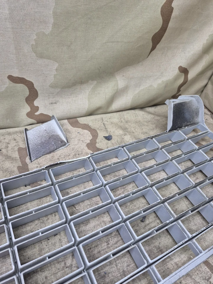 1971 1972 Grill Chevy Chevrolet Pick up Truck Grille Insert C10 K10 Pickup OEM - Image 3 of 4