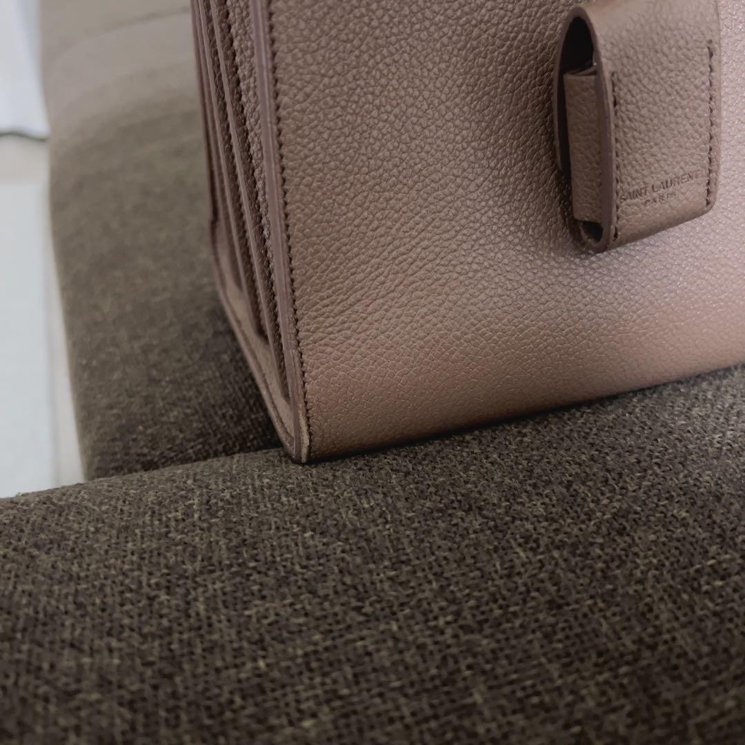 Borsa Saint Laurent Sac de Jour in pelle borsa tote in pelle di vitello di design classico usata