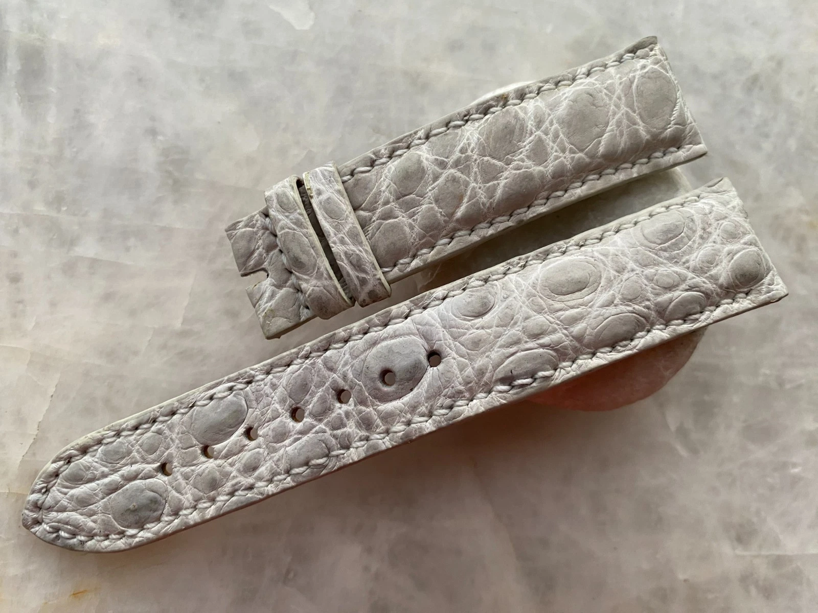 20mm/18mm Offwhite Alligator Crocodile Print Leather Watch Strap Band