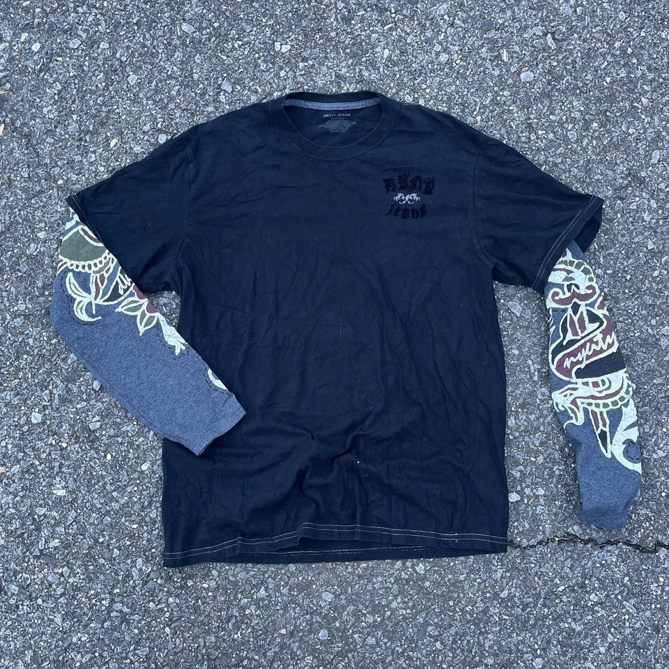 Y2K DKNY Long Sleeve Graphic Tee Affliction Style Tattoo Sleeve Shirt Size M - Image 3 of 4