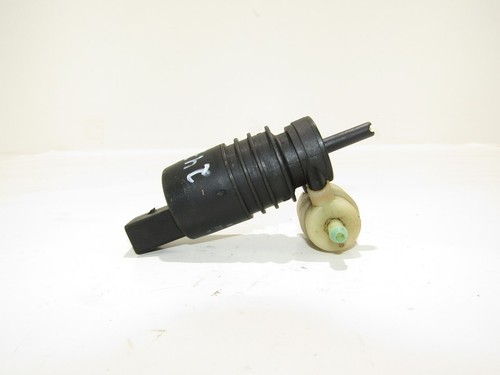 SKODA FABIA 6Y Wischwasserpumpe Waschwasser window cleaner motor sprayer 2004