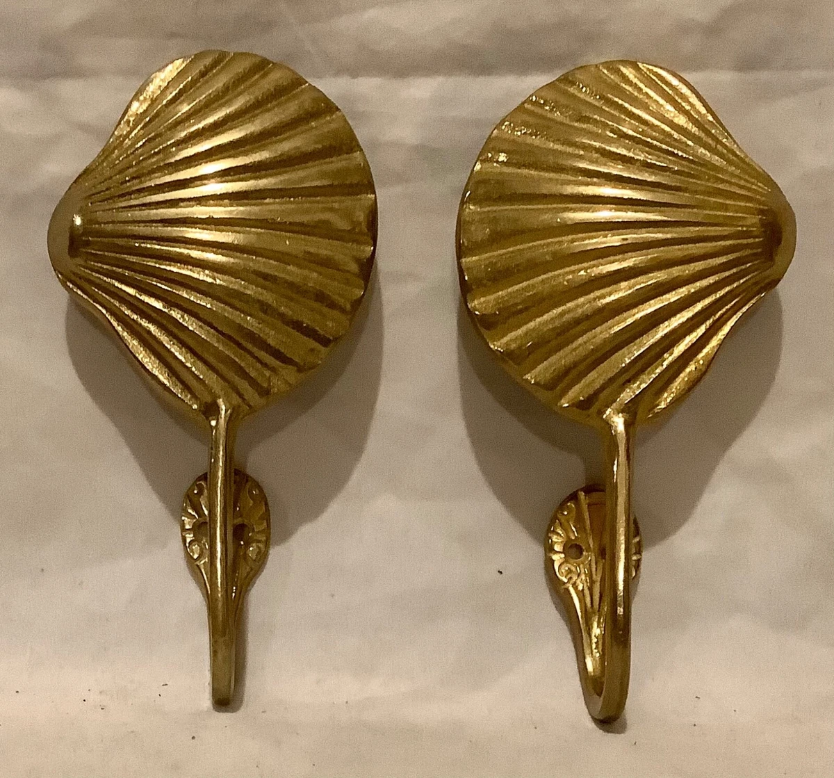 Set of 2 Decorative Brass Sea Shell Wall Hooks