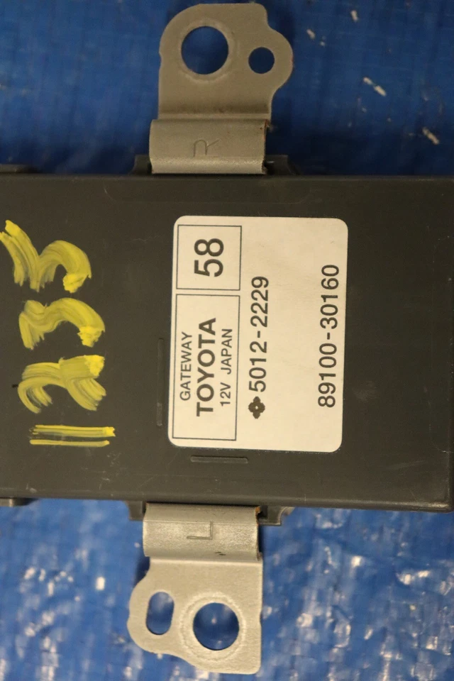 Lexus RC-F 2015 cupé F-Sport tracción trasera 5,0 L OEM unidad de módulo de puerta de enlace #1235 Foto 4 de 4