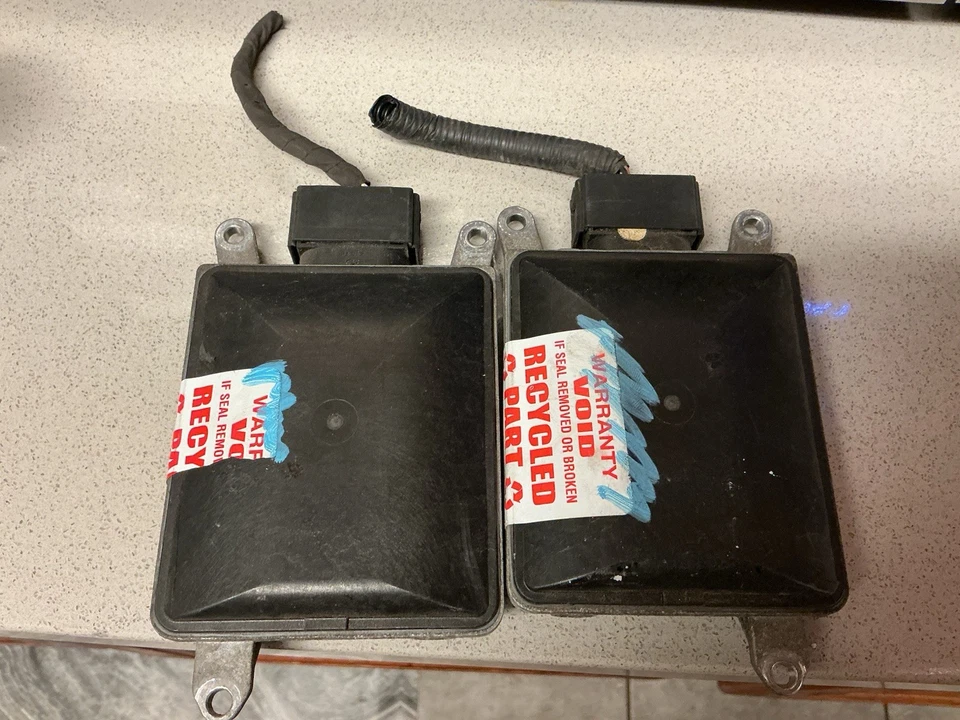 Módulo de alerta de punto ciego lado del conductor 2015 2016 Hyundai Genesis 95811-B1100 LH LE Foto 4 de 4