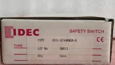 1PC NEW IDEC Red Electromagnetic safety switch HS1L-DT44KMSR-R