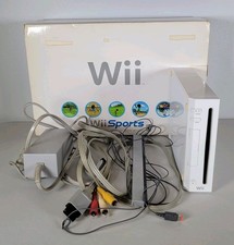 Nintendo Wii Video Game Console White Gamecube Compatible RVL-001 See Descriptio