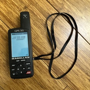 Navigateur GPS Magellan 315 – 12 Canaux – Etanche – Autonomie 15h