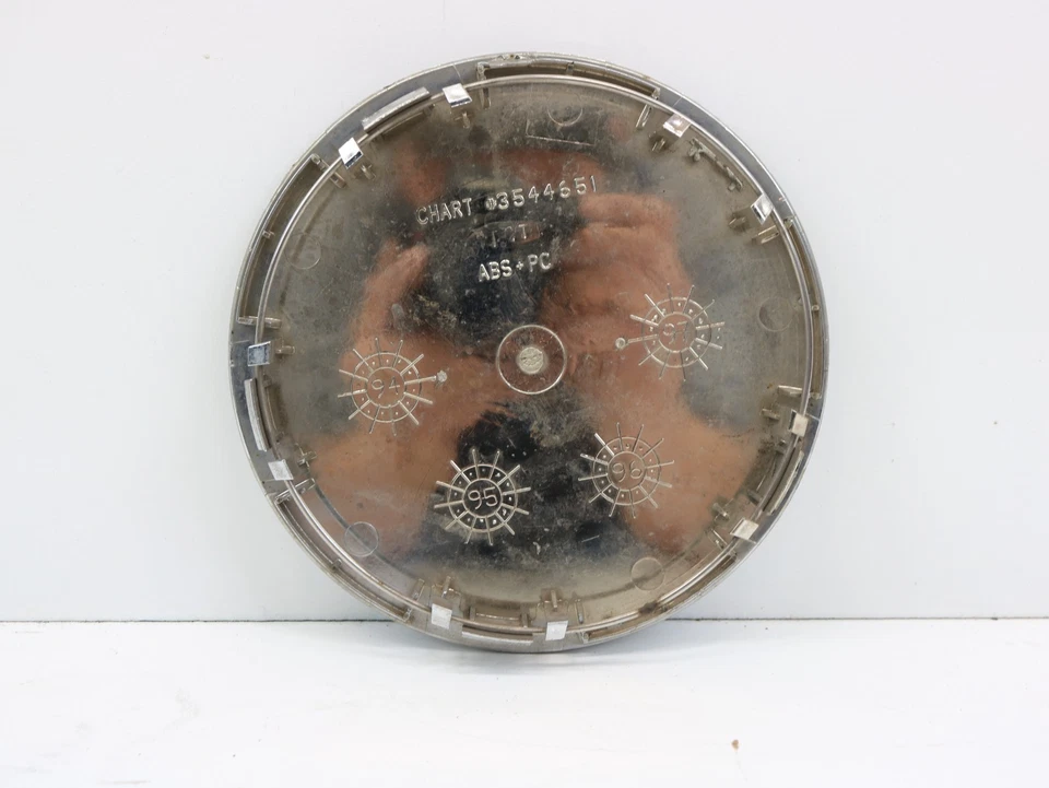 1992-2005 Cadillac Catera Eldorado Seville Deville Chrome Center Cap Gold Inlay - Image 4 of 4