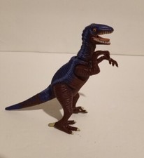 Wild Republic Velociraptor Dinosaur Figure K M International 2001small dinosaur