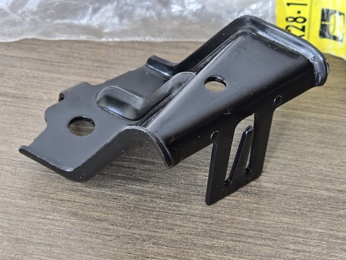 Vapor Canister Purge Solenoid Bracket - Picture 3 of 8