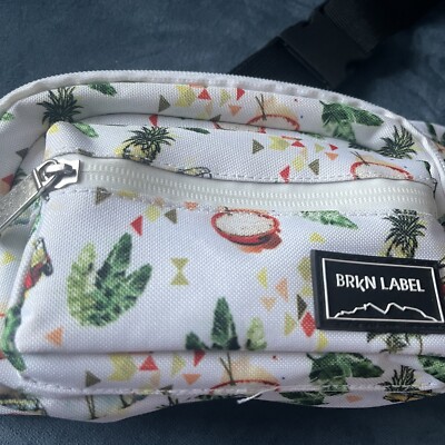 BRKN LABEL Fanny Pack Waist Two Zip Compartments Pineapple Rice Adjustable EUC