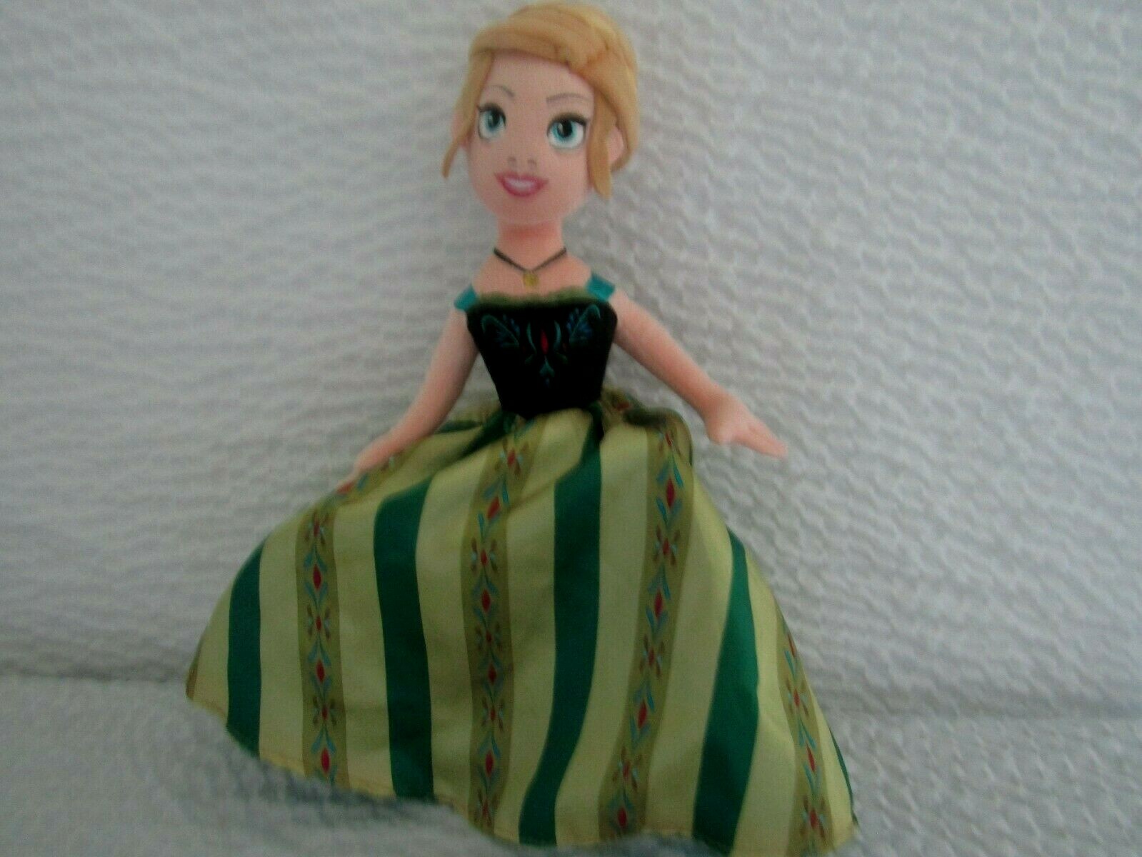 green elsa doll