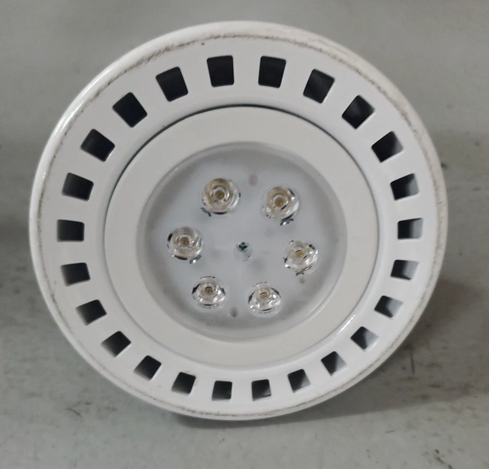 Philips PAR38 Flood 18W Long Life Energy Saving Dimmable 950 Lumens Light White - Image 3 of 4