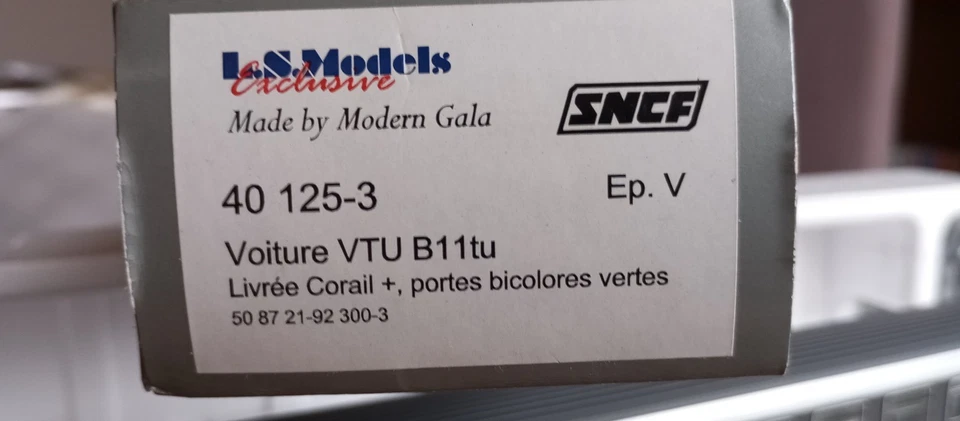 LS MODELS HO 40125-3  Voiture corail + B11tu 2ème classe SNCF. - Photo 3/4