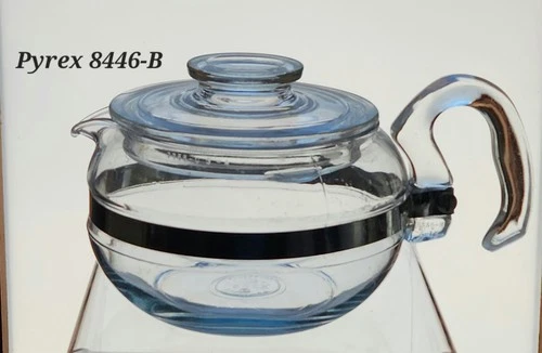 Vintage 8446-B/8336-B Pyrex Glass 6 Cup Flameware Stovetop Teapot