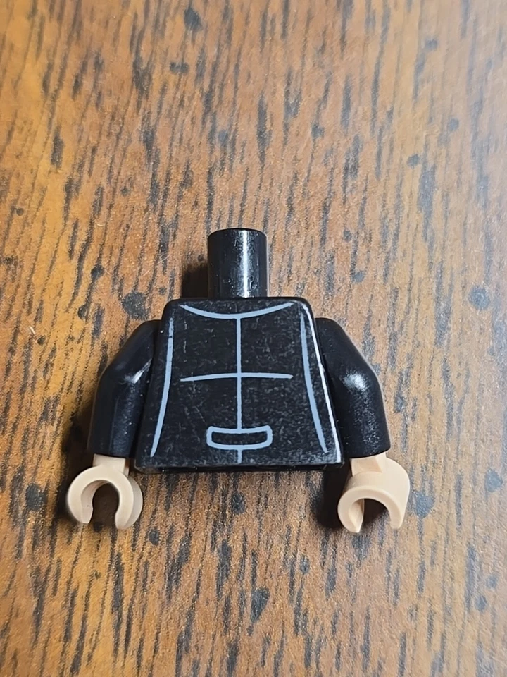 The LEGO Movie: Sheriff Not-a-Robot (tlm023) Minifigure 70800 - Torso Only As Is - Image 2 of 2