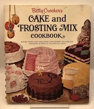 Betty Crocker's Cake And Frosting Mix Cookbook 1st Print 1st Edition 1966 Spiral