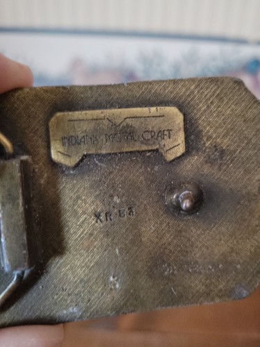 Vintage Browning Gun Hunting Finest in The Field Indiana Metal Craft Belt Buckle - Picture 4 of 6