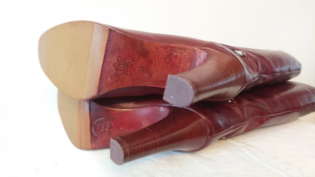 Bottes Vintage SERGIO ROSSI 1982 - Cuir Bordeaux - Taille 38 - Bottes Genou Talon Aiguille - Modèle Presse