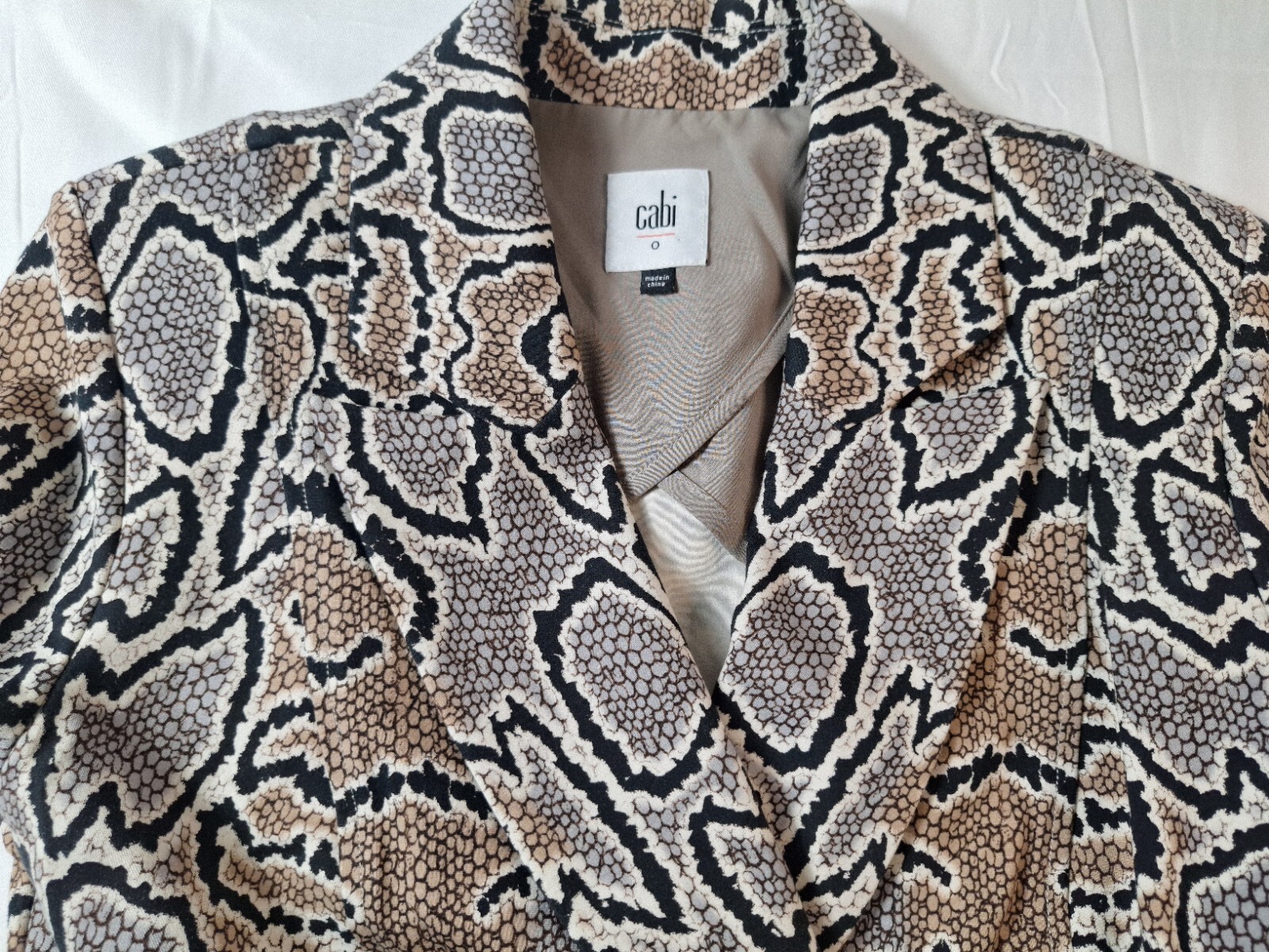 CABI Double-Breasted Python Blazer Womens Sz 0 Sn… - image 4