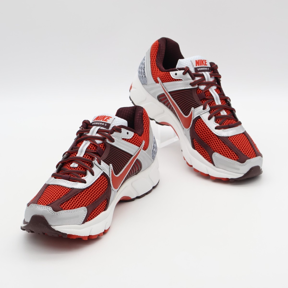 靴 22cm Nike WMNS Zoom Vomero 5FN7778-600 s-l400.jpg