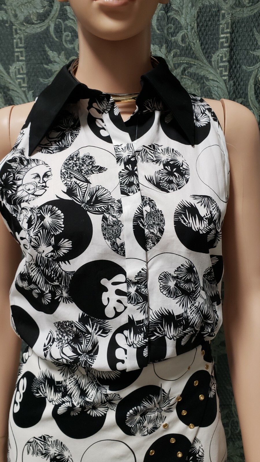 Resort 2012 Look # 4 NEW VERSACE FLORAL BLACK and WHITE COTTON SKIRT SUIT 38 - 2 image 9