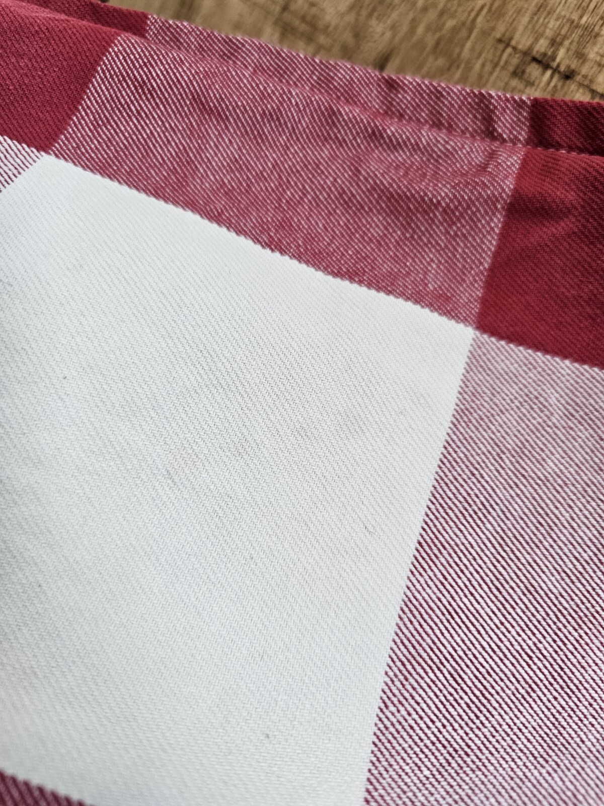 Pottery Barn Buffalo Check 24x24 Pillow Covers Set Of 2 Red And White