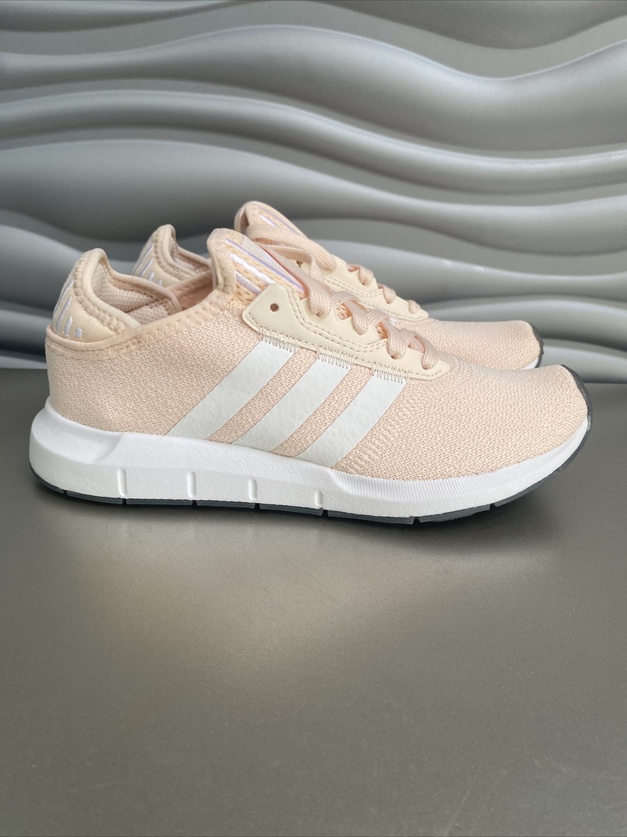 adidas Originals Women's Swift Run X Shoes Size