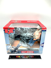 Hasbro G.I. Joe Navy Gunner with Twin Mount Anti- Gun Action
