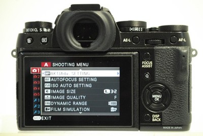 Fuji Fujifilm X T1 16.3MP Black Mirrorless Digital Cam Body 95