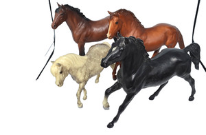 Vintage Breyer Classic Model Horses Lot Of 4 Assorted Breeds full size