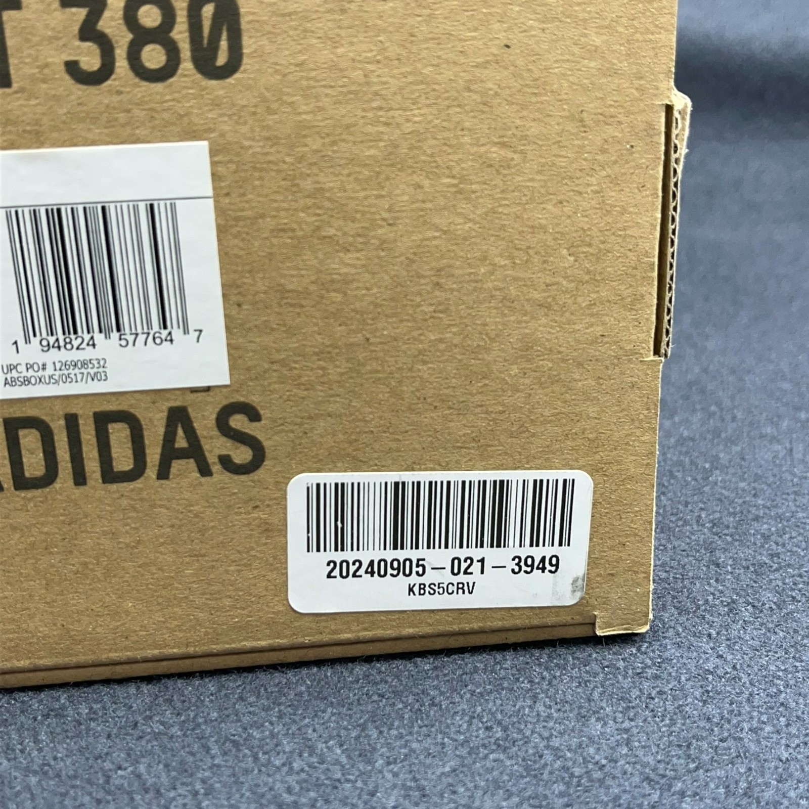 Adidas Yeezy Boost 380 Sneakers Covellite Men 8.5 GZ0454 thumbnail 3