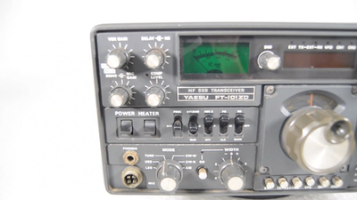 YAESU FT-101ZD HF SSBトランシーバー本体のみ、 Yaesu FT-101ZD HF SSB Ham Radio Digital Display RF Speech