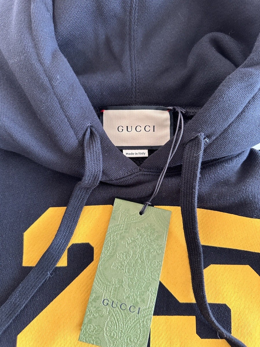 NWT Gucci Men's Printed Blind for Love Black Sweatshirt with NWT Gucci Men's Printed Blind for Love Black Sweatshirt with