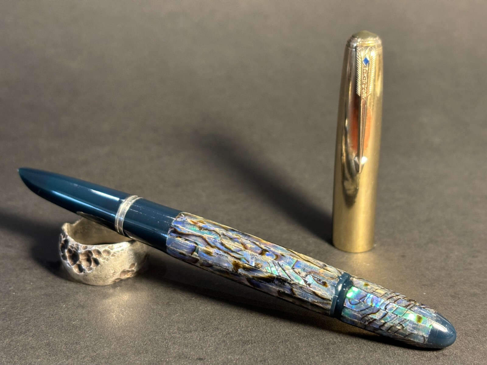 Parker — Fountain Pen — Medium (M) nib — fountain pen for sale on Nibfolio