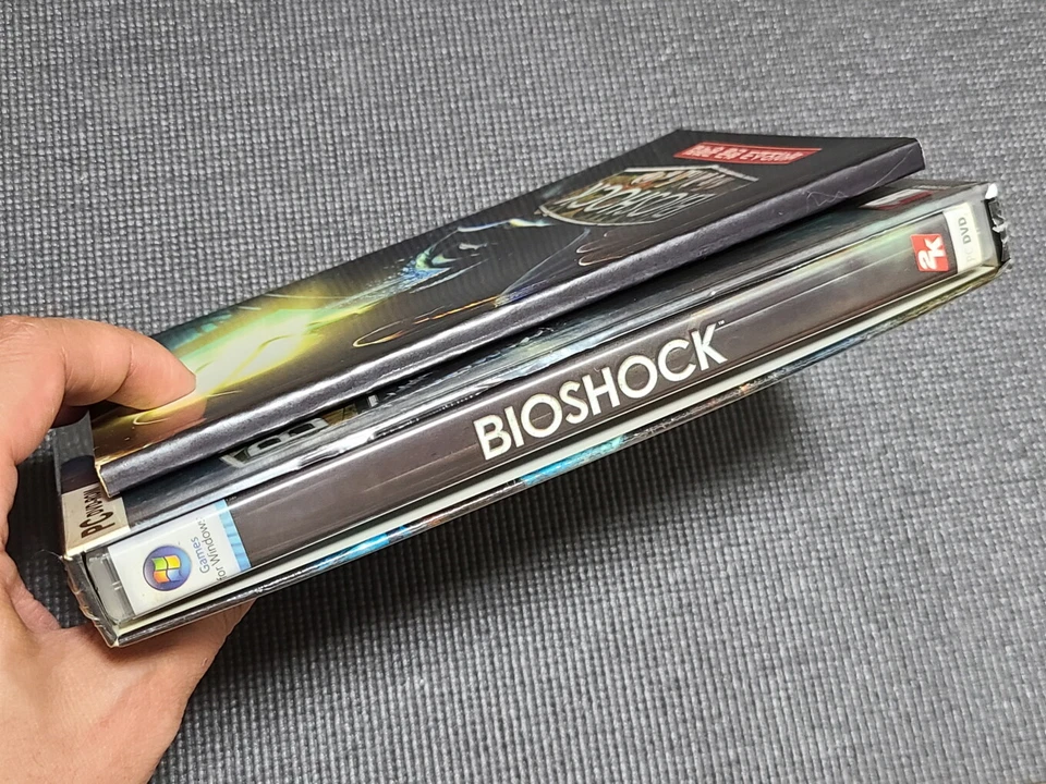 BioShock PC Retro Game & Book Korean Version DVD ROM for Windows Computer - Image 3 of 4