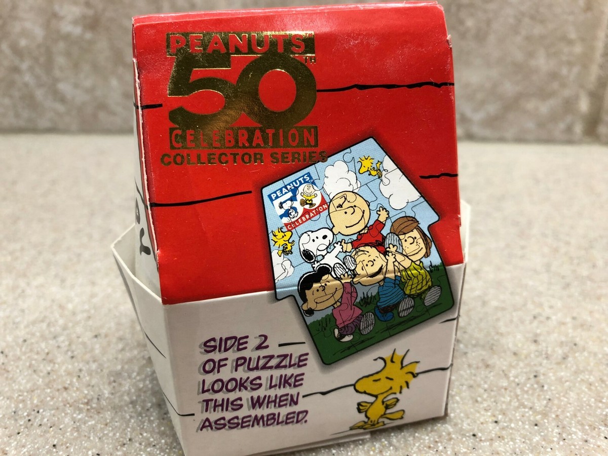 peanuts1950 MAXIMA Peanuts Bakery and Cafe Crewneck PN50353-BLK - Shiekh