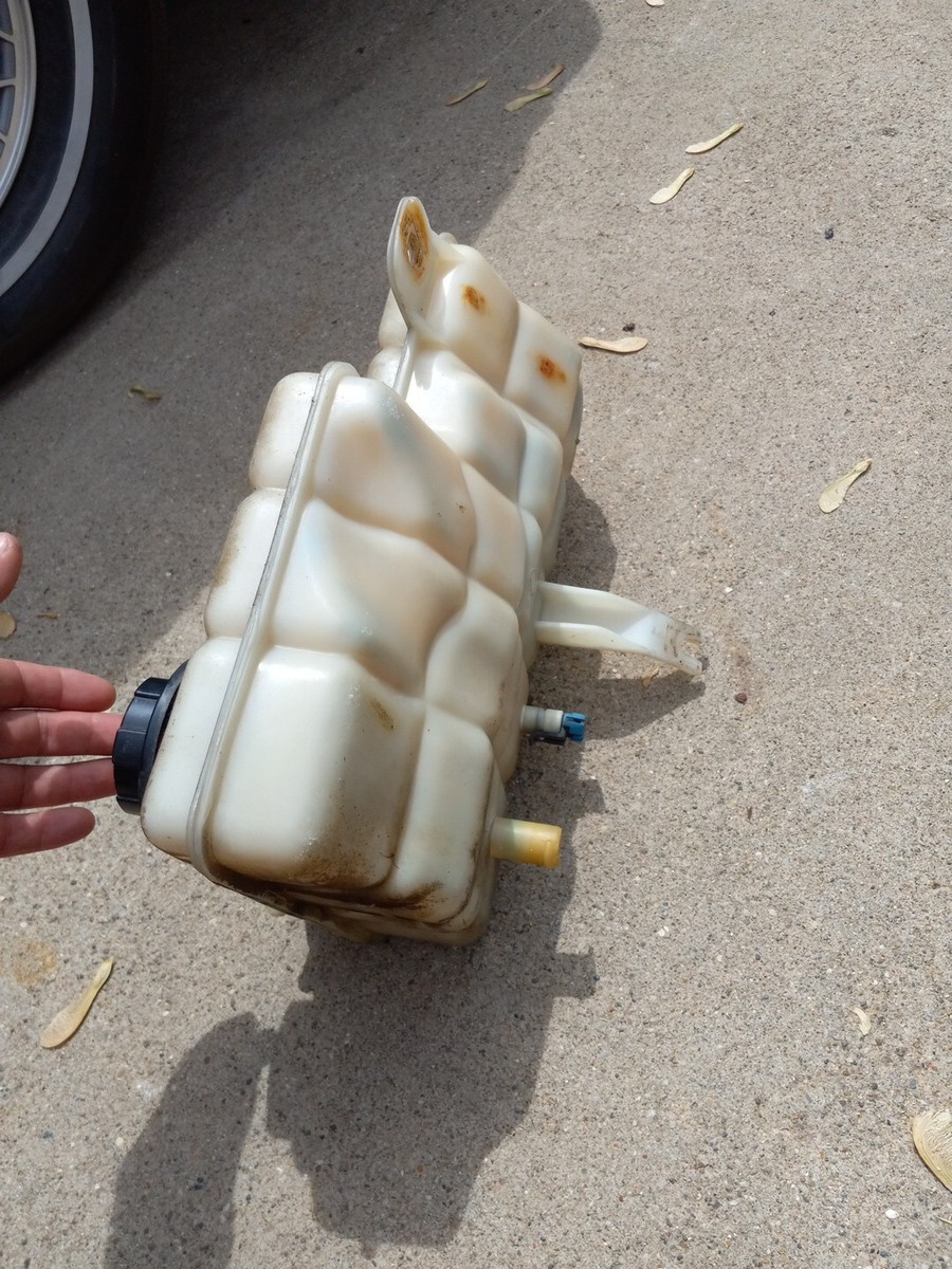 キャデラック ブロアム 92 リザーバータンク キャデラック ブロアム 92