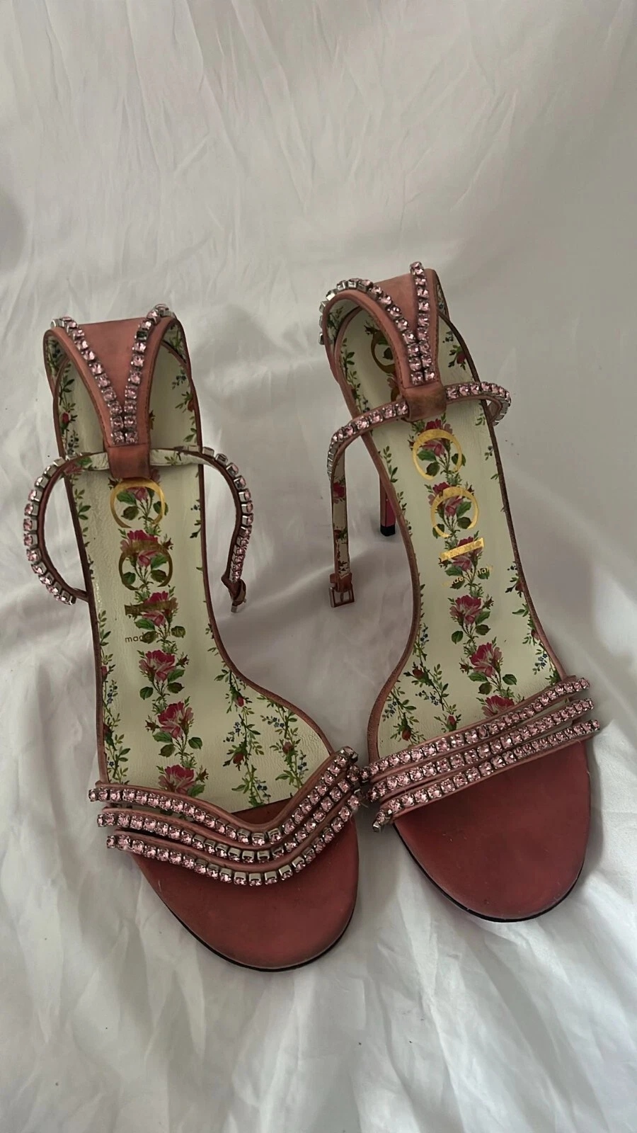 Gucci Auth 9,5 US 40 EU rose daim talons sandales chaussures cristaux piste