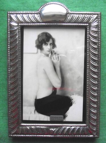 LARGE Art Nouveau London Hallmarked Solid Silver Photo Frame : Xmas Valentines - Picture 1 of 1