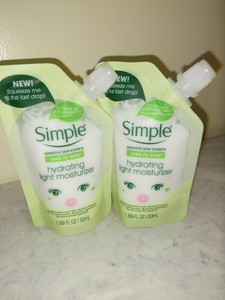 simple hydrating light moisture